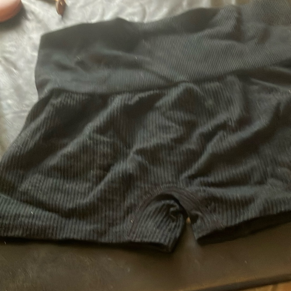 FINAL MARKDOWN Colsie shapewear small